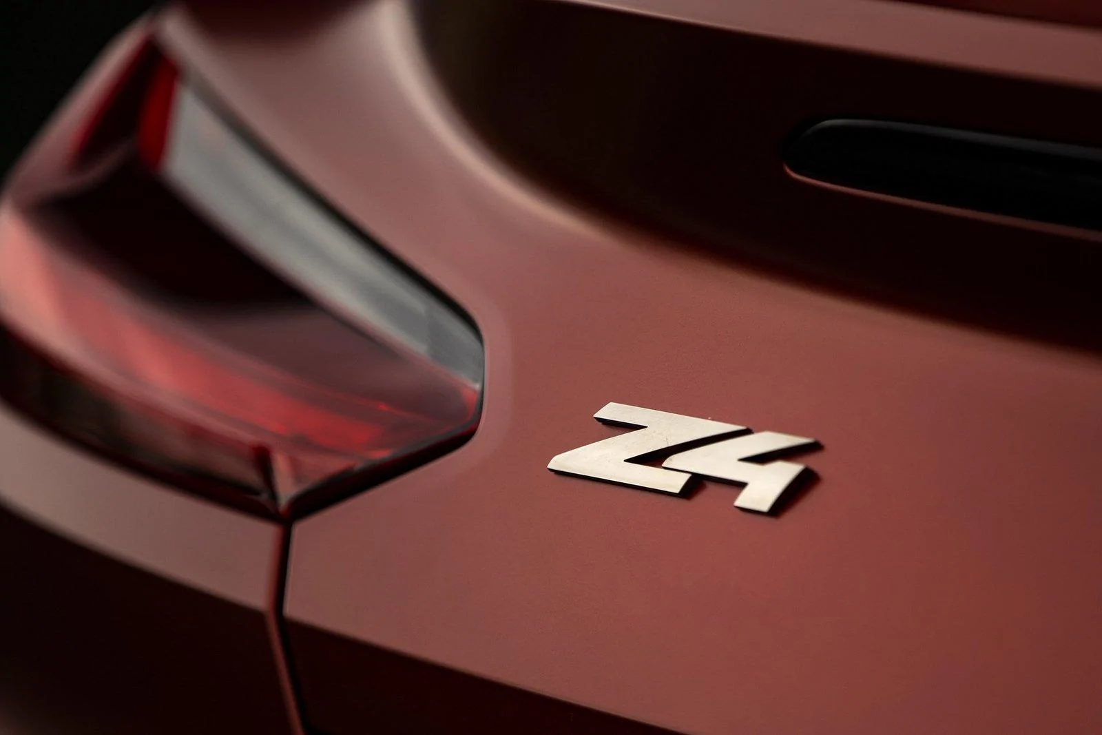 c7c254e1-2019-bmw-z4-04.webp