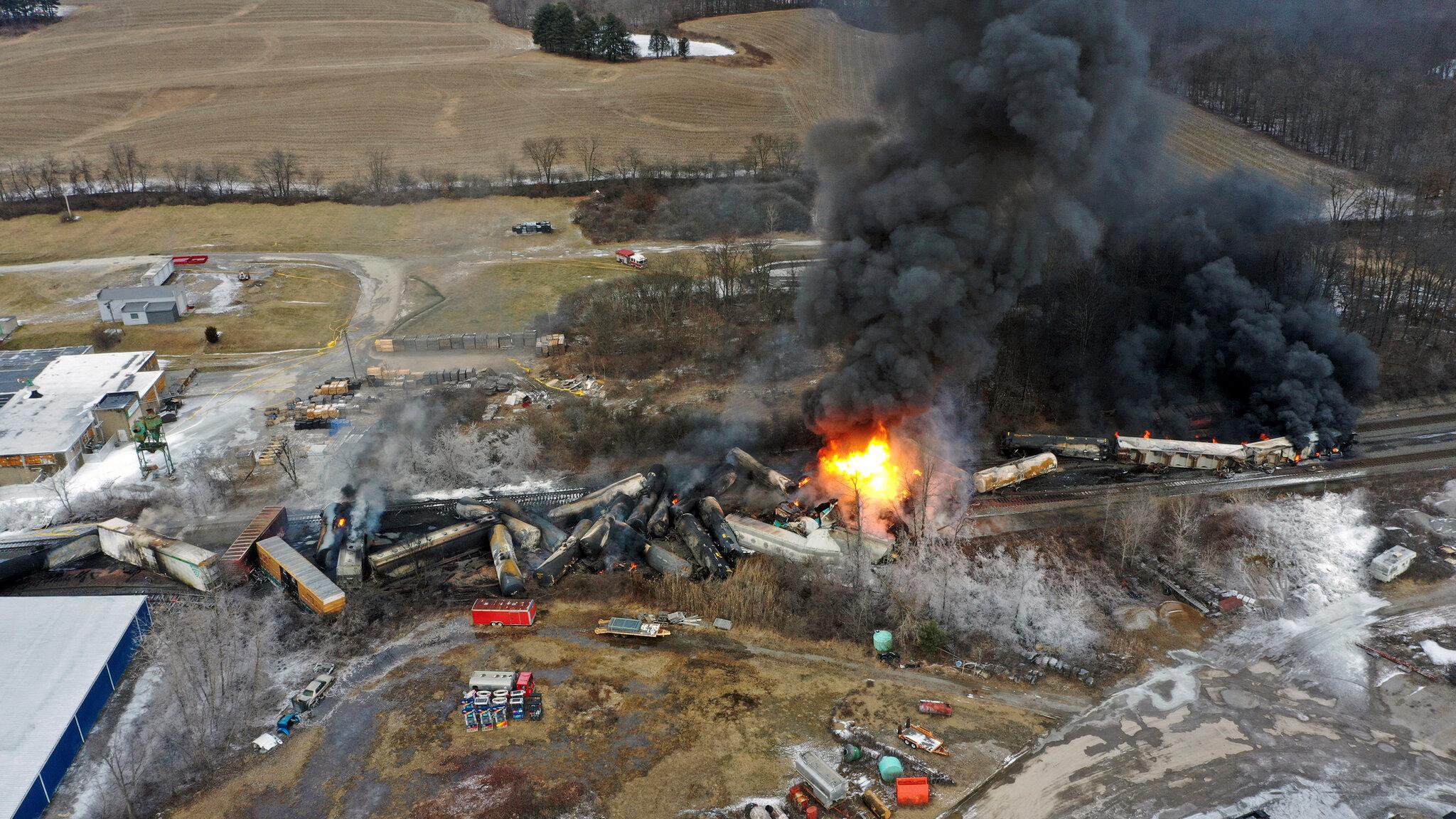 24dc-derailment-mcgf-superJumbo.jpg