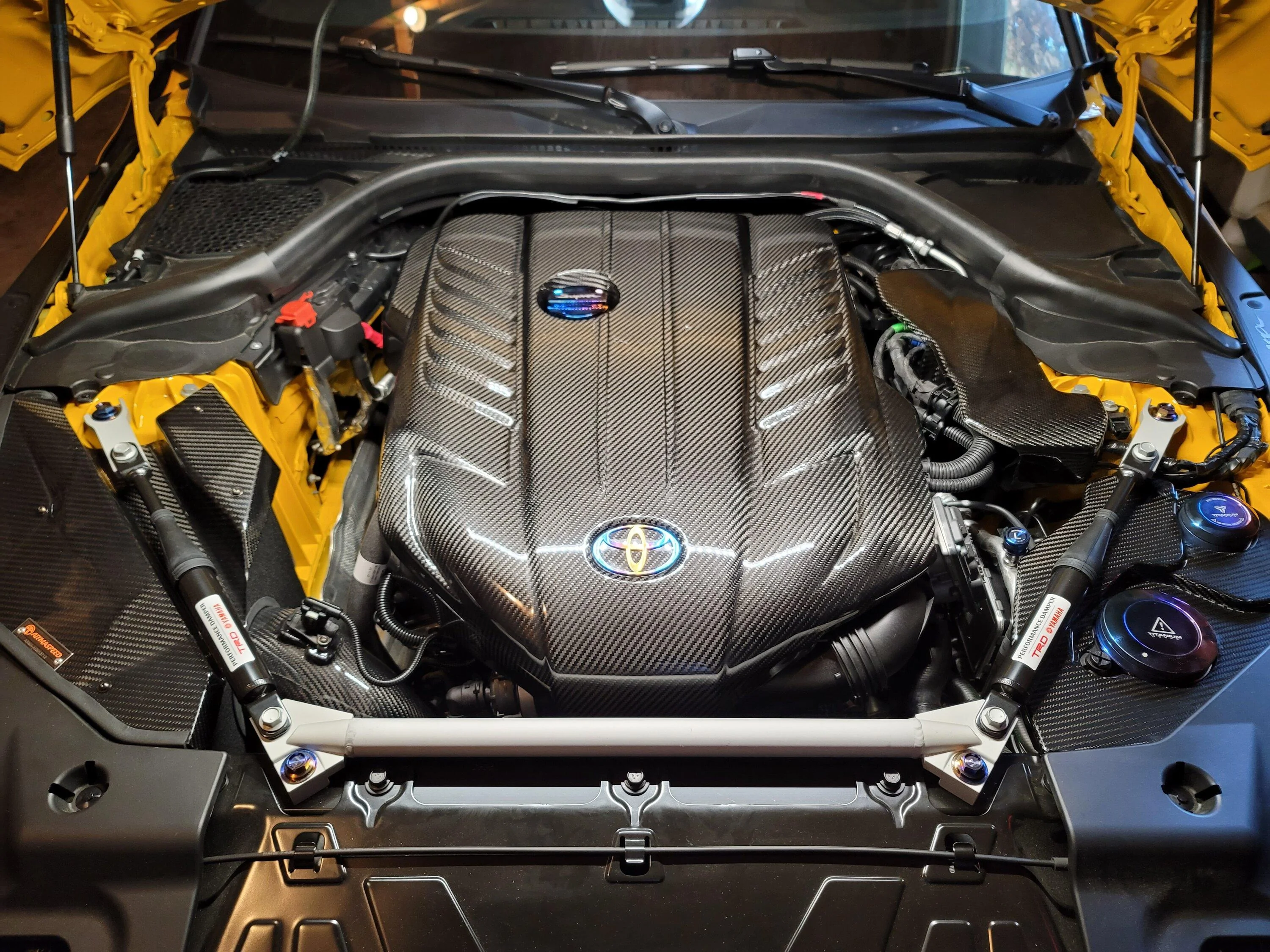 engine bay.jpg