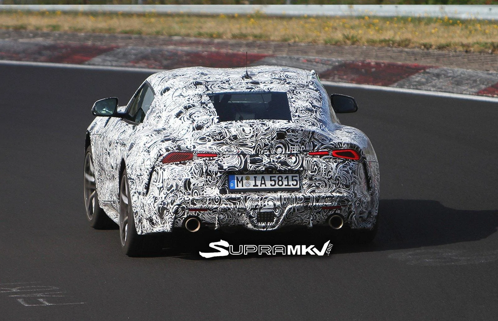 2880-1800-crop-toyota-supra-2017-c536809092018094530_9.webp