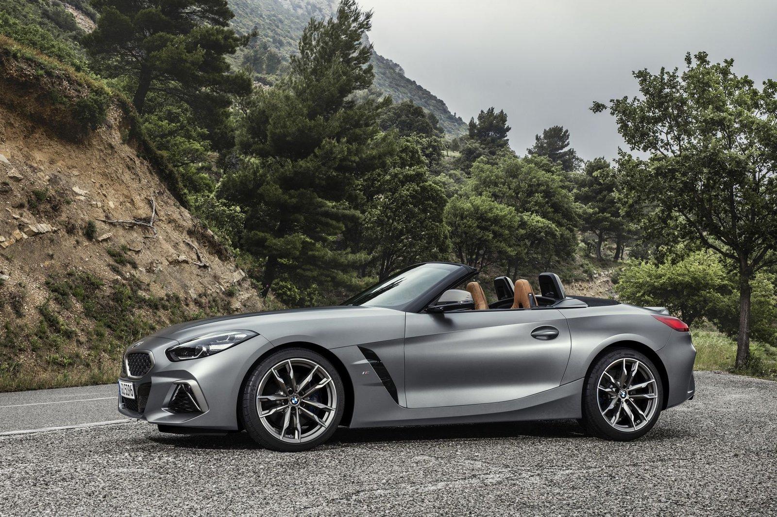9b7746de-bmw-z4-22.jpg