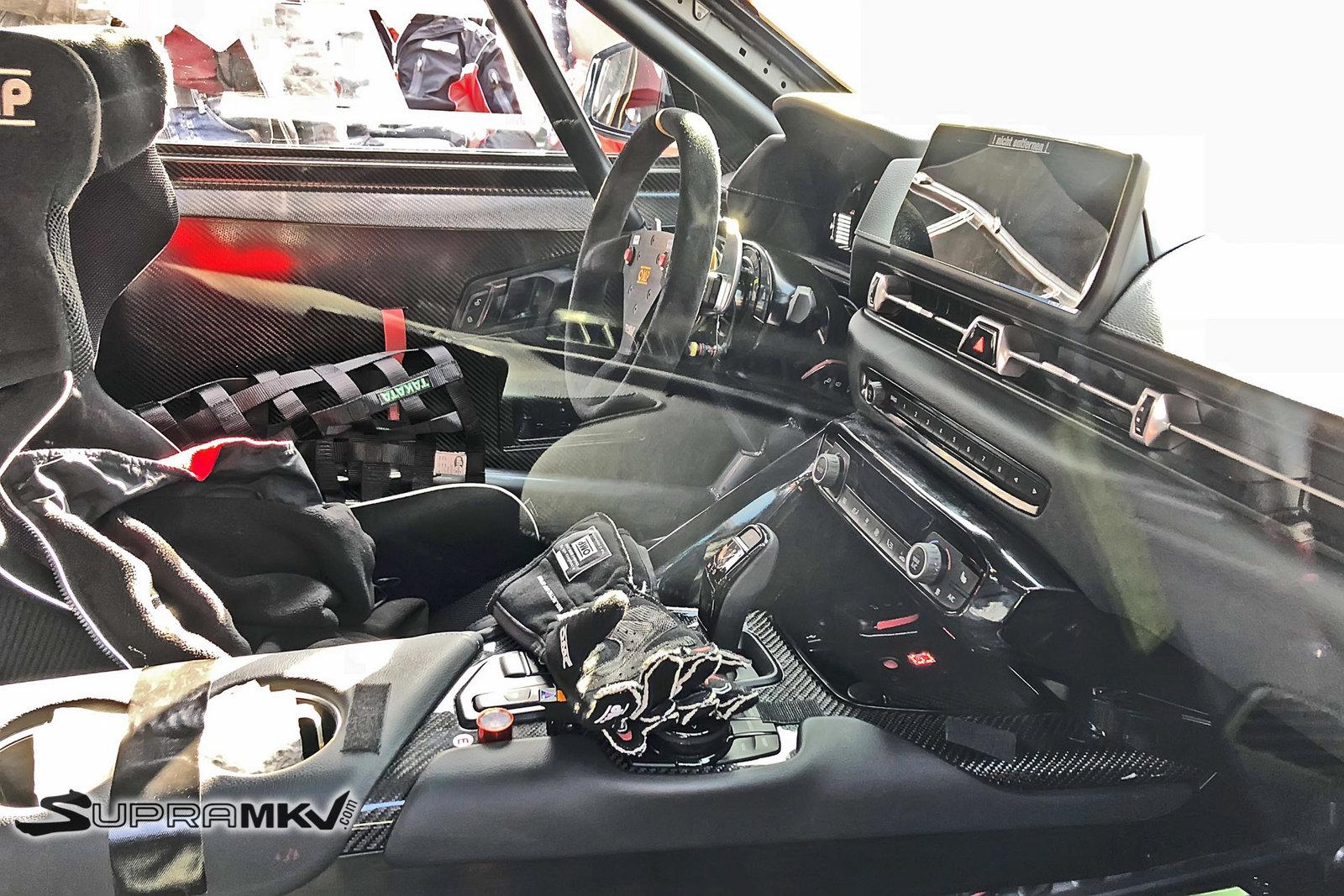 ToyotaSupra.int02.KGP.ed.jpg