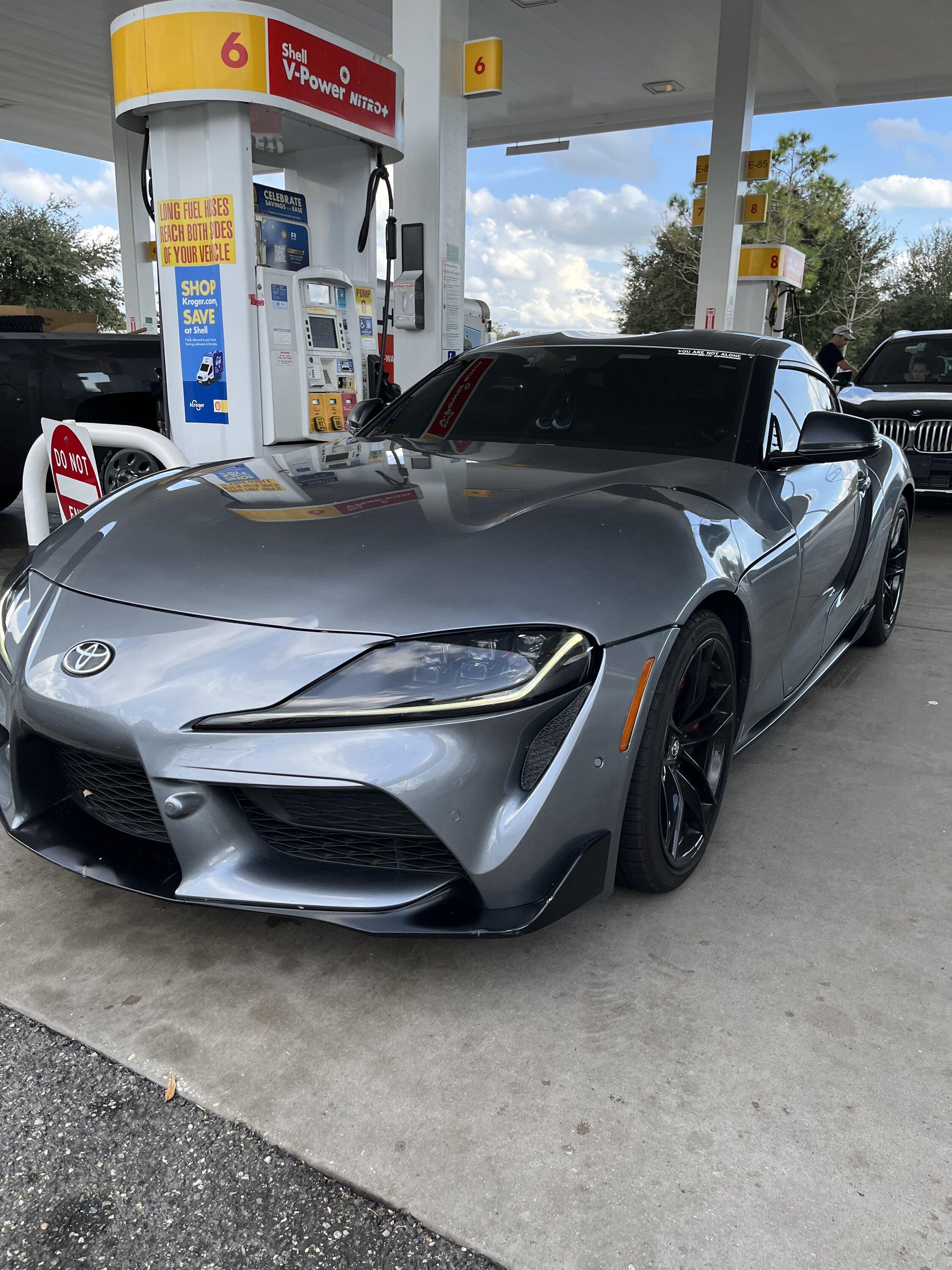 Gas station.jpg