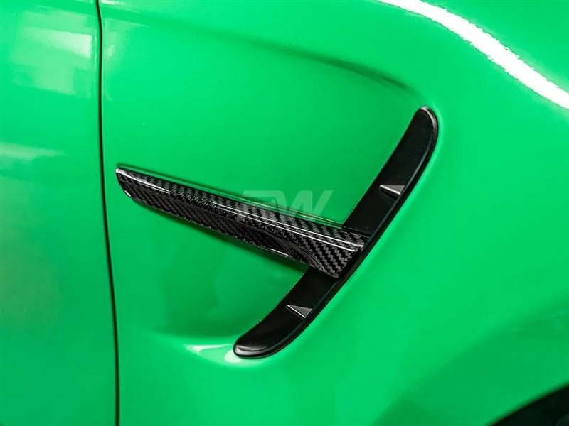 bmwf8x003.jpg